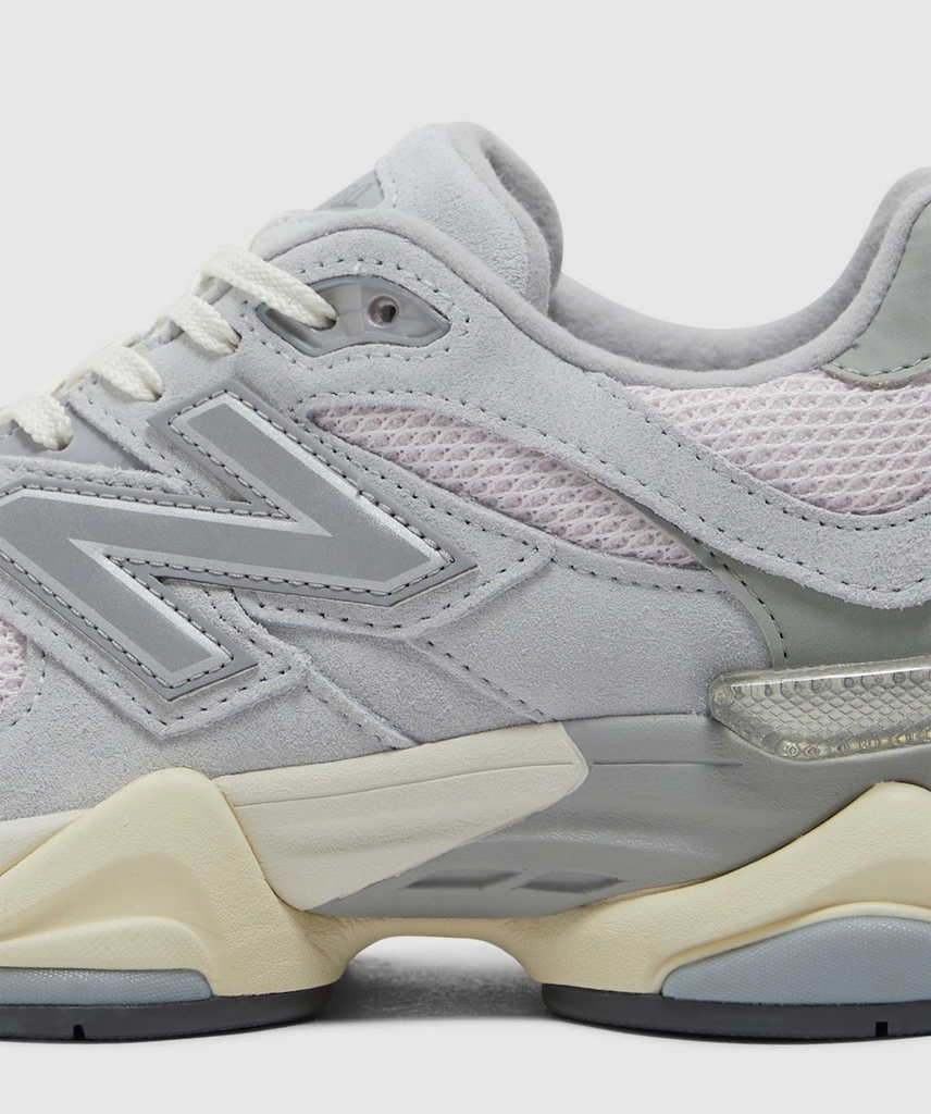 New Balance 9060 sneaker